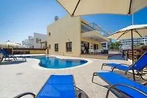 Athena Villa Protaras 0*,